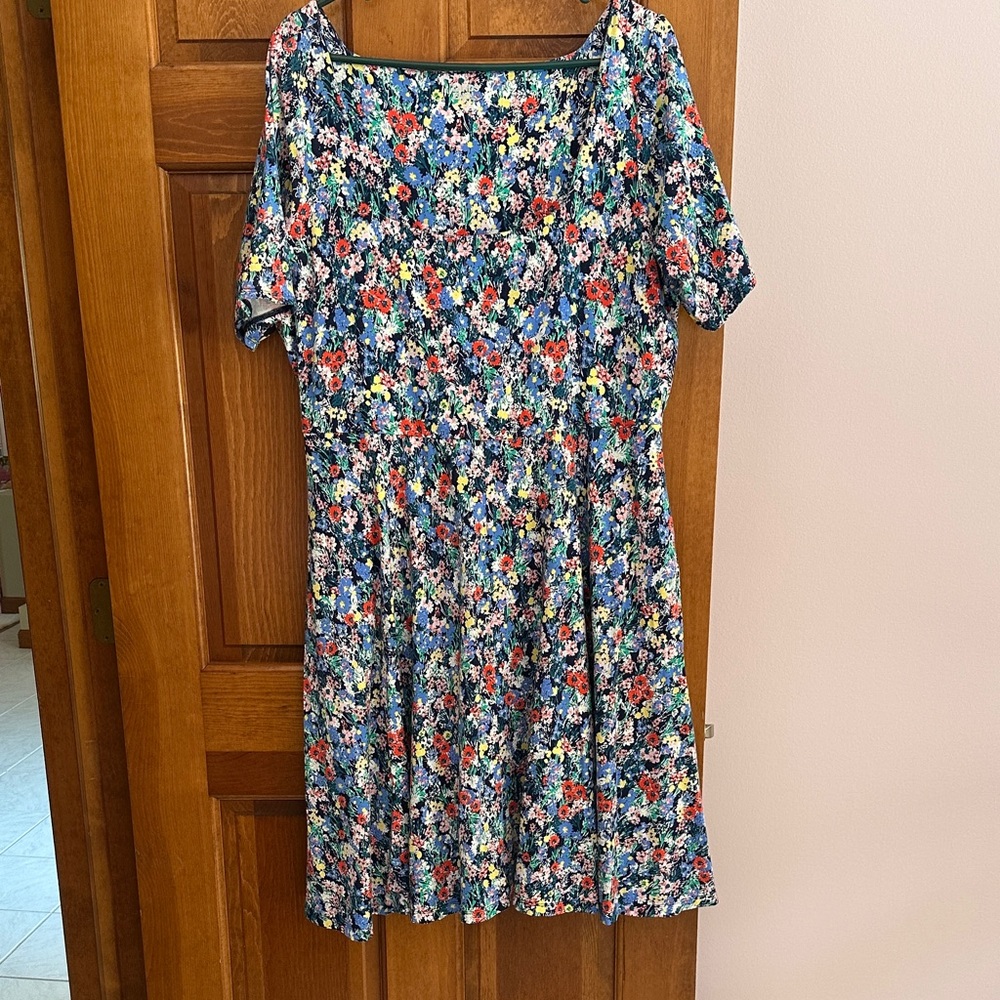 Lands' End Floral Women’s Dress - Blue and Red - Picture 3 of 3